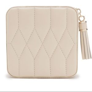 NWT - Caroline Zip Case Cream